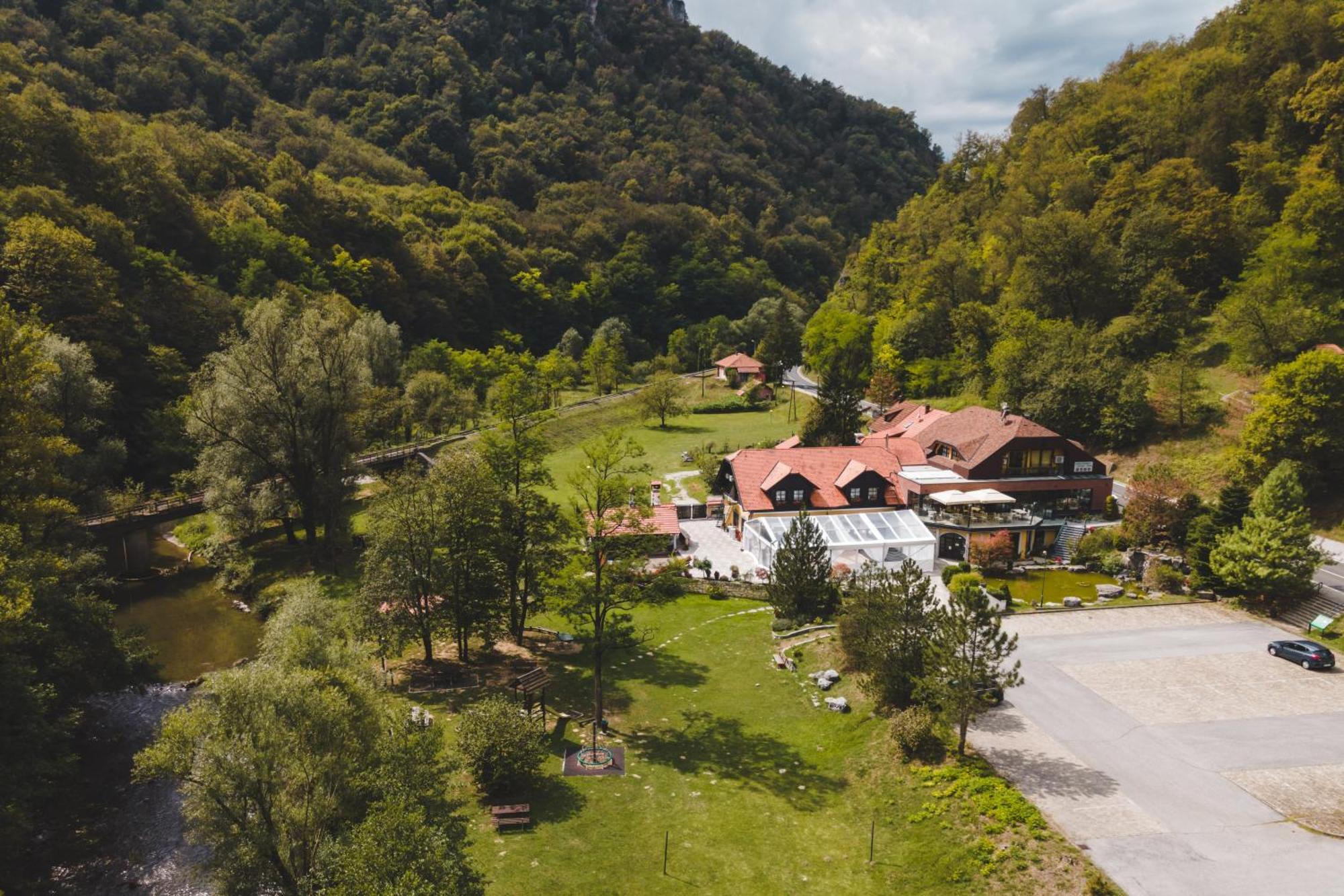 Guesthouse Villa Zelenjak Ventek Kumrovec Dış mekan fotoğraf